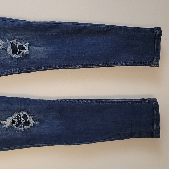 No Boundaries Mid Rise Distressed Skinny Crop Blue Jeans 13 Juniors - Picture 4 of 10